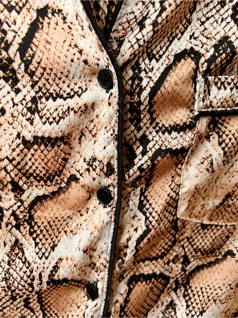 Lulu's Snake-Print Shirt in Tan and Black